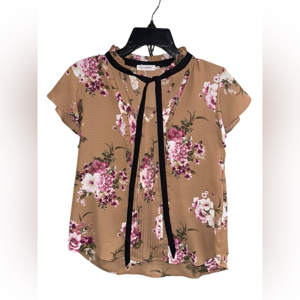Blu Pepper Tan Floral Short Sleeve Blouse Top Size Medium
